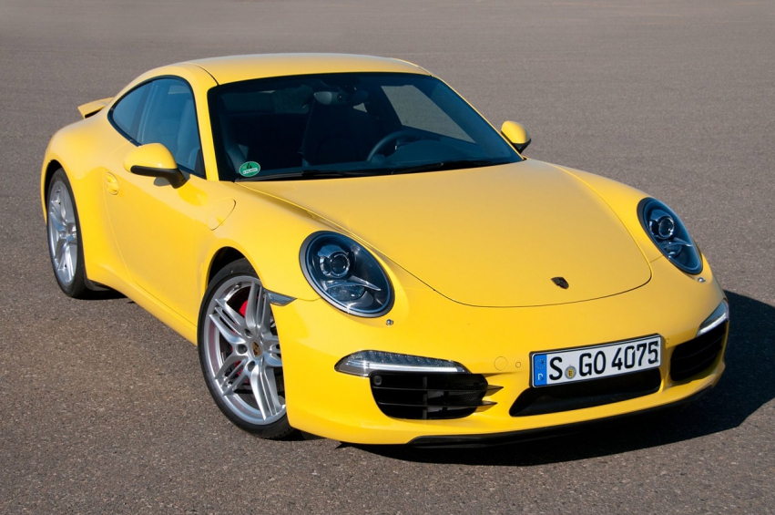 Авто обои Porsche 911 Carrera S First Drive