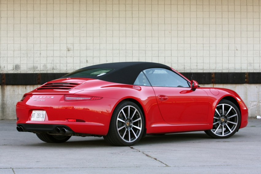 Авто обои Porsche 911 Carrera Cabriolet: 2012