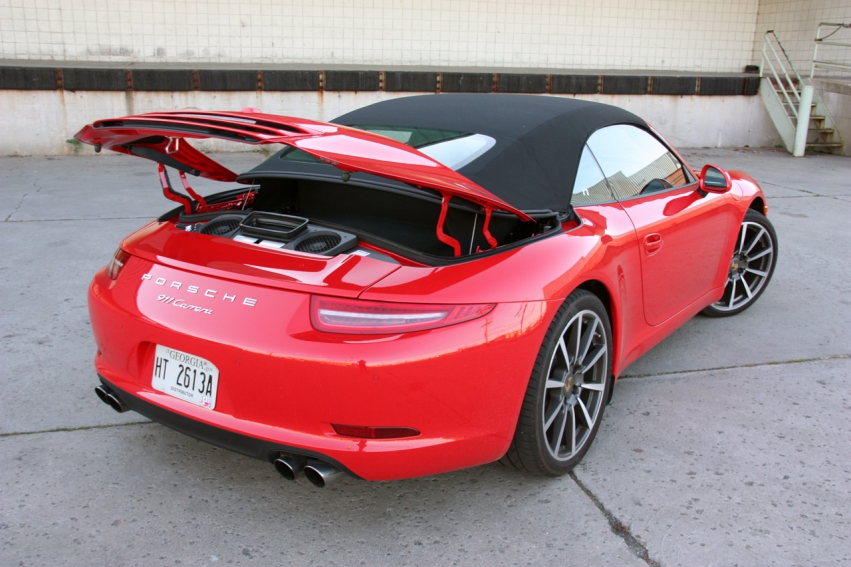 Авто обои Porsche 911 Carrera Cabriolet: 2012