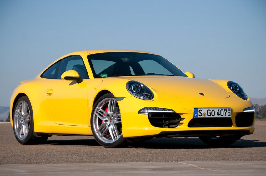 Авто обои Porsche 911 Carrera S First Drive