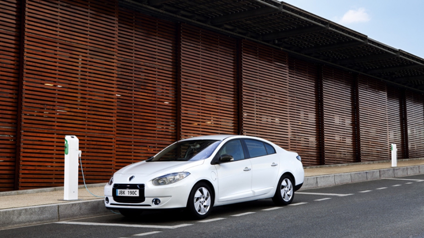 Авто обои Renault Fluence Z.E 2012