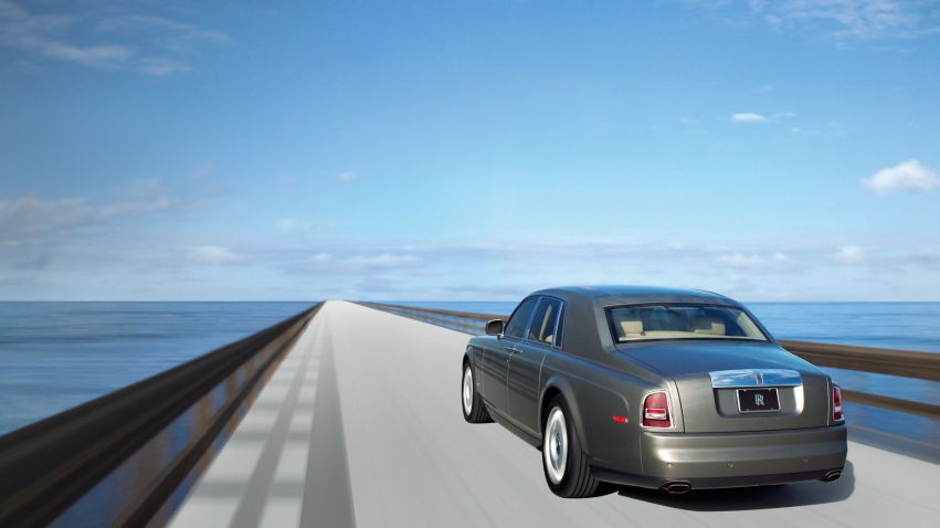 Авто обои Rolls-Royce Phantom 2012