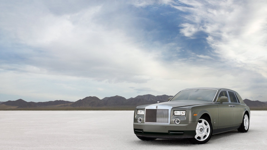 Авто обои Rolls-Royce Phantom 2012