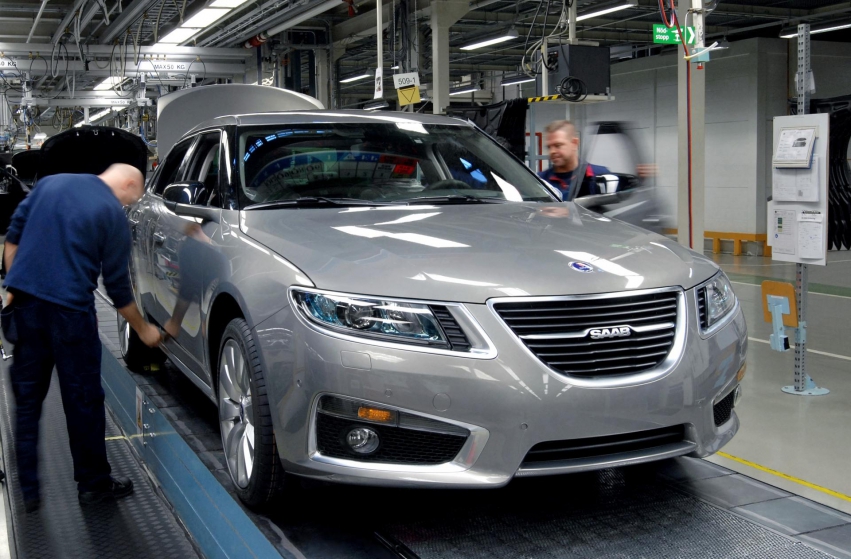 Авто обои Saab 9-5 Sedan 2011