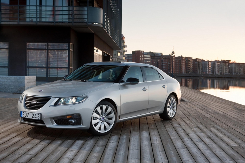 Авто обои Saab 9-5 Sedan 2011