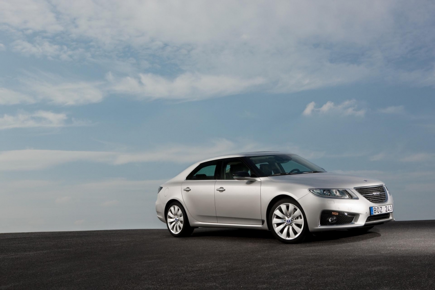 Авто обои Saab 9-5 Sedan 2011