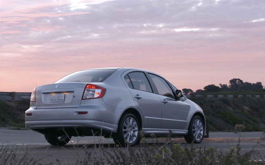 Авто обои Suzuki SX4 Sedan 2012