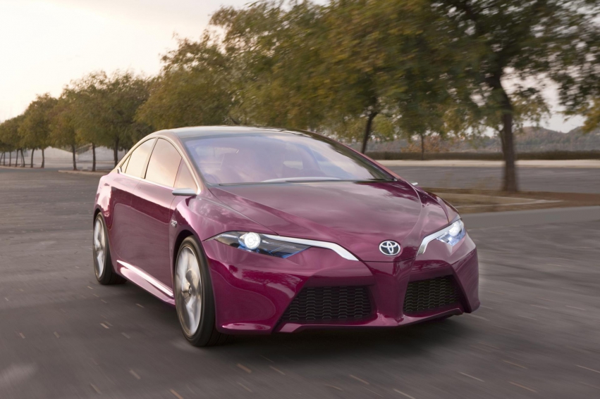 Авто обои Toyota NS4 Plug-in Hybrid Concept