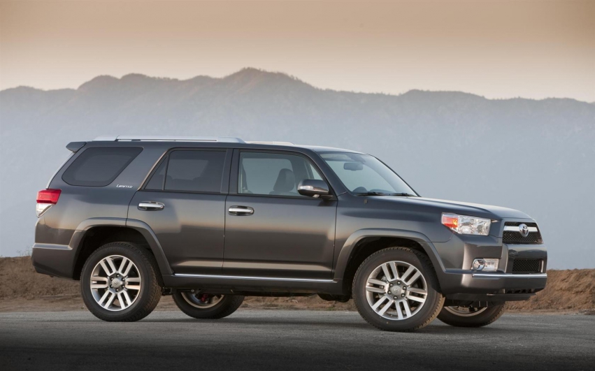 Авто обои Toyota 4Runner SUV 2012