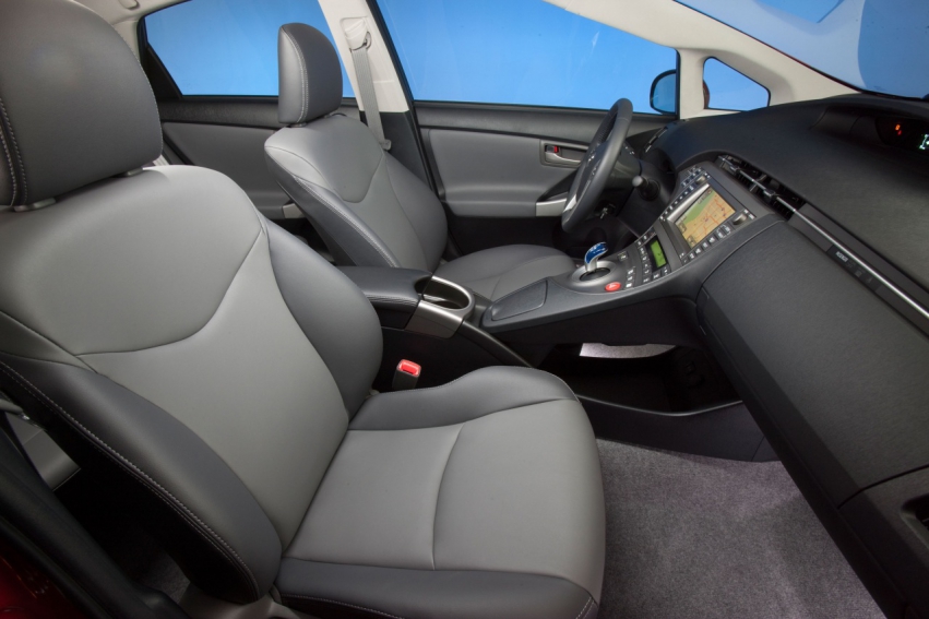 Авто обои Toyota Prius 2012