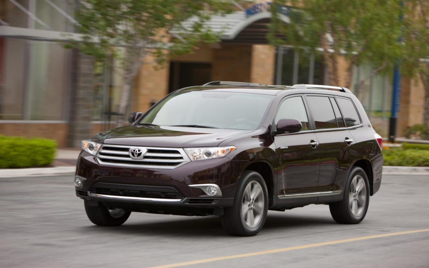 Авто обои Toyota Highlander SUV 2011