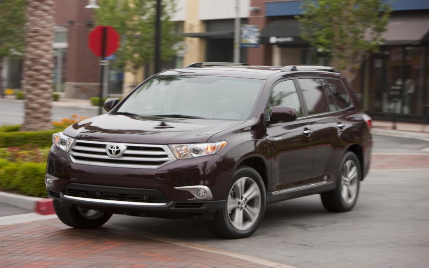 Авто обои Toyota Highlander SUV 2011