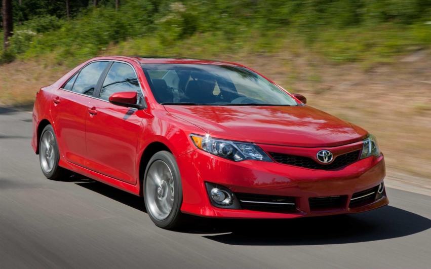 Авто обои Toyota Camry Sedan 2012