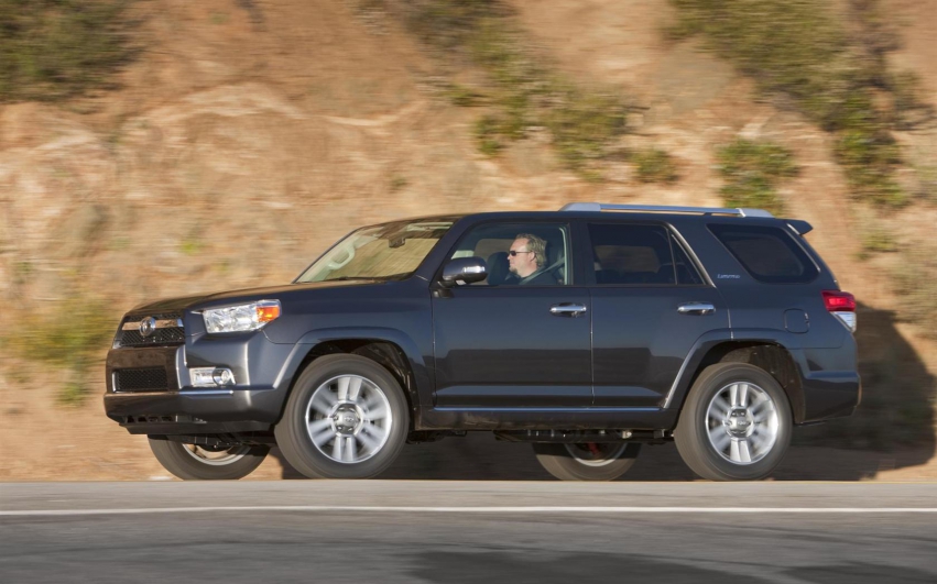 Авто обои Toyota 4Runner SUV 2012