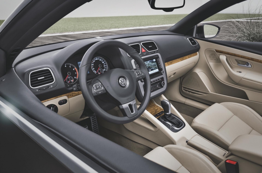 Авто обои Volkswagen Eos 2012