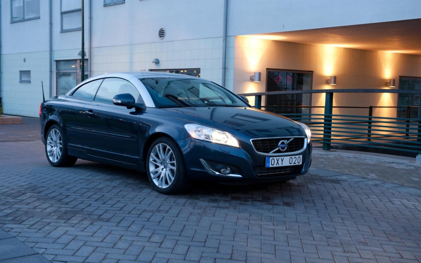 Авто обои Volvo C-70 2012