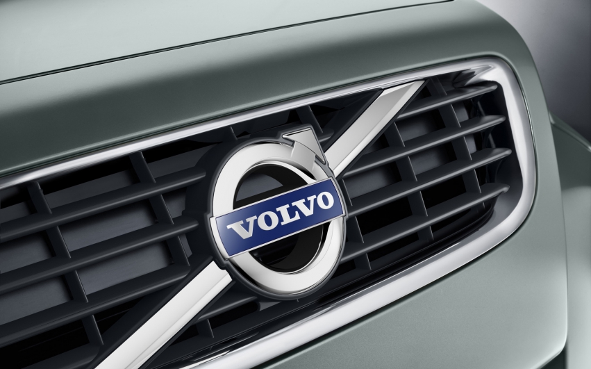 Авто обои Volvo V-50 2012