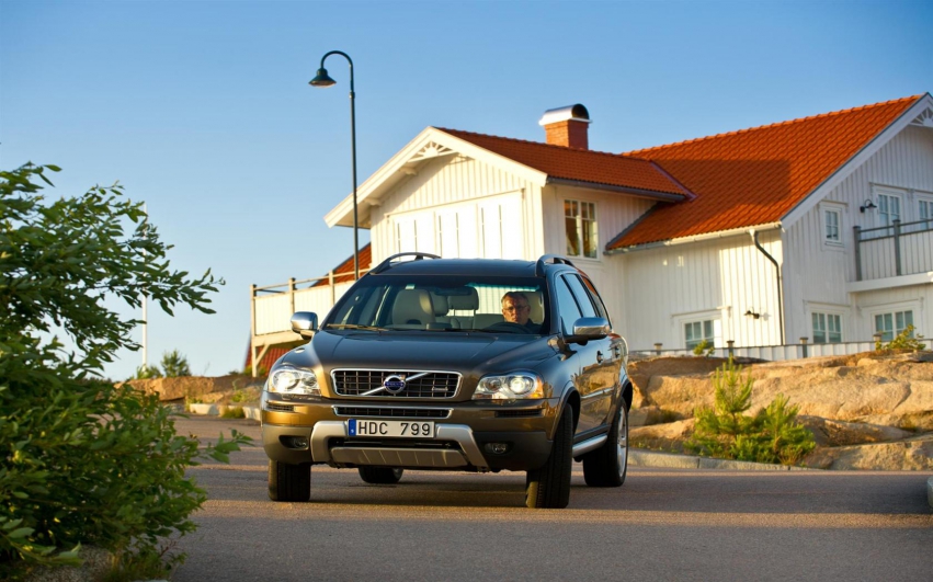 Авто обои Volvo XC-90 2012